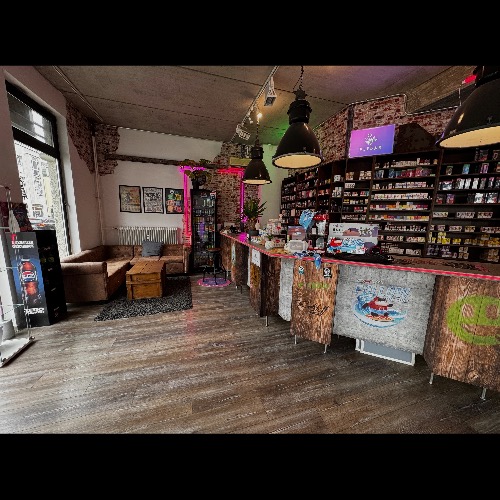 Einblick in das Innere des Van Dampf Fachgeschäfts für E-Zigaretten in Berlin-Spandau