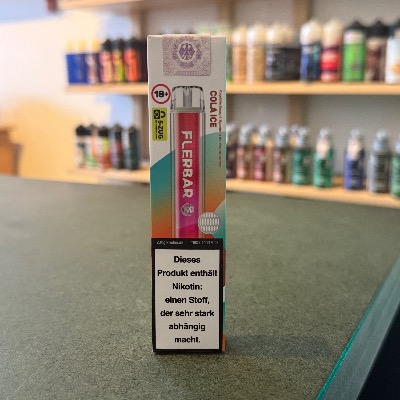 Aroma King Green Apple Einweg E-Zigarette in Berlin kaufen. FLER Bar Einweg E-Zigarette Cola Ice – 800 Züge, 20 mg Nikotin, erhältlich in Berlin