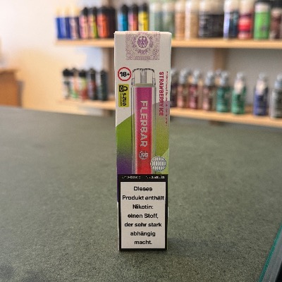 Aroma King Green Apple Einweg E-Zigarette in Berlin kaufen. FLER Bar Einweg E-Zigarette Strawberry Ice – 800 Züge, 20 mg Nikotin, erhältlich in Berlin